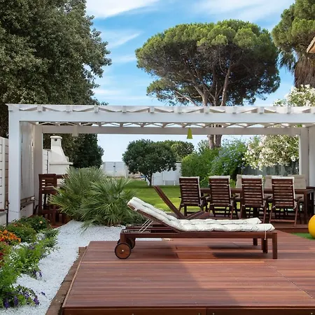 La Porta Sulla Villa Su Forti